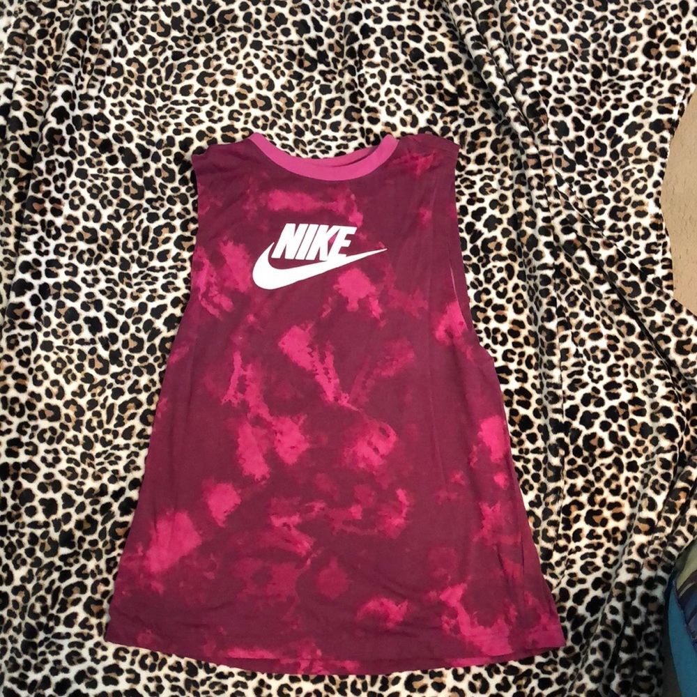 Nike tank